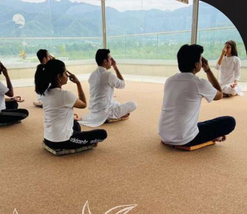 Modi Yoga Retreat: About the Centre